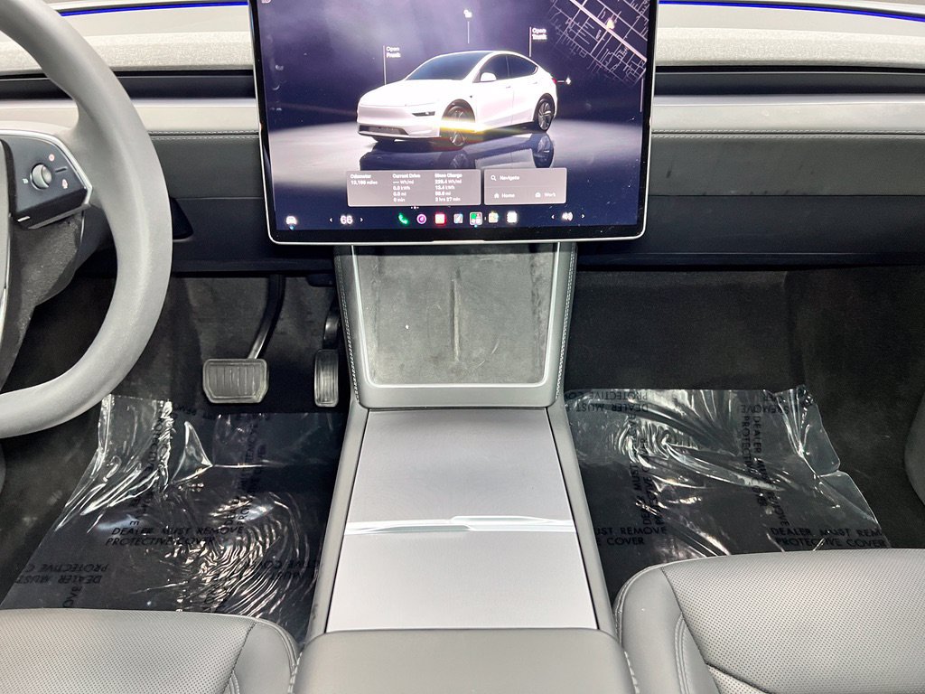 Used 2026 Tesla Model Y Long Range RWD image 13
