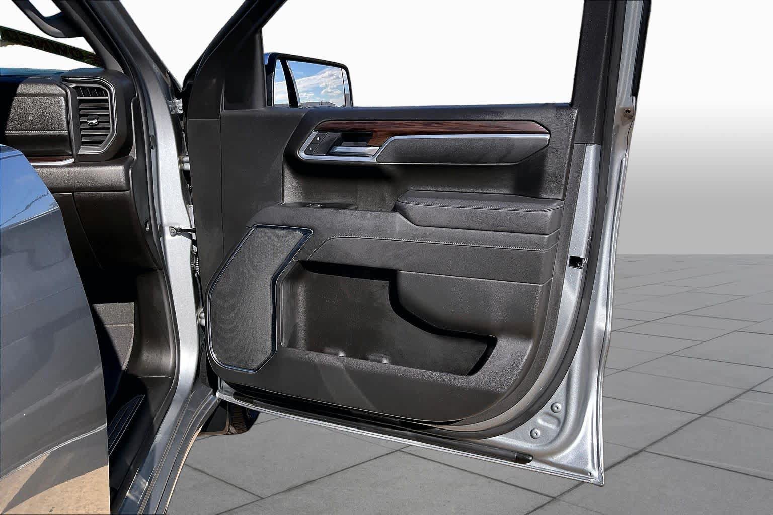 Used 2026 GMC Sierra 1500 SLT RWD image 20