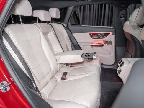 New 2026 Mercedes-Benz GLC 300 4MATIC image 13