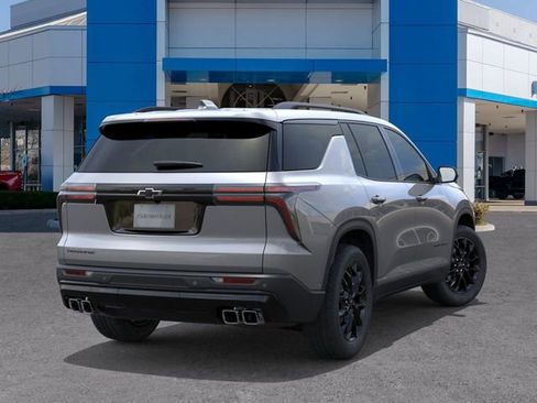 New 2026 Chevrolet Traverse LT w/ Midnight/Sport Edition image 4
