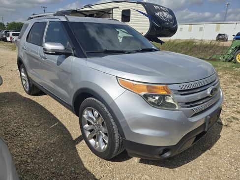 Used 2013 Ford Explorer Limited FWD image 1