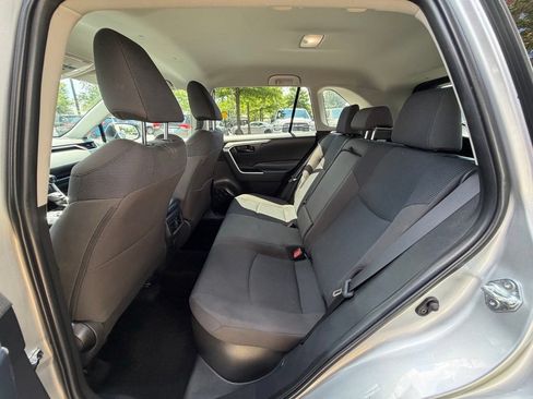 Used 2025 Toyota RAV4 LE AWD/4WD image 18