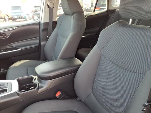 Used 2024 Toyota RAV4 LE image 14