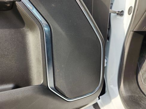 Used 2024 GMC Sierra 1500 SLT image 29