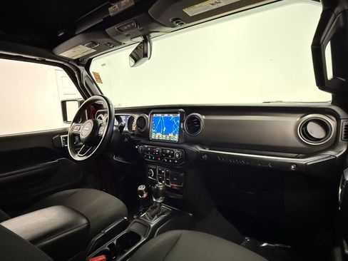 Used 2022 Jeep Wrangler Unlimited Sport image 20