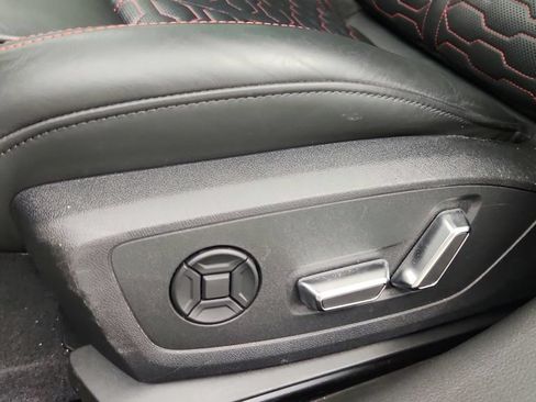 Used 2021 Audi RS 7 Sportback w/ Carbon Optic Package AWD/4WD image 34