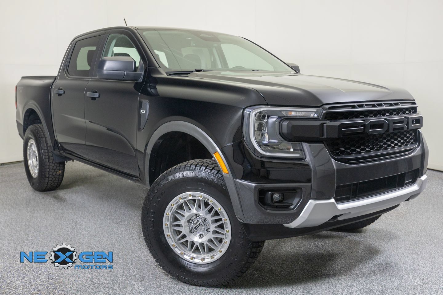 Used 2024 Ford Ranger XLT w/ Advanced Towing Package AWD/4WD image 1