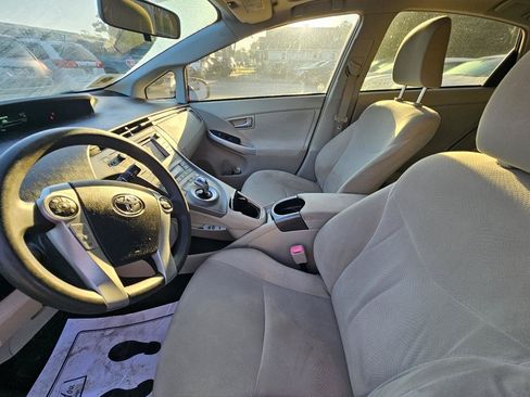 Used 2013 Toyota Prius Three w/ Solar Roof Pkg FWD image 19