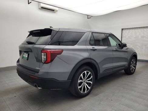 Used 2022 Ford Explorer ST-Line AWD/4WD image 9