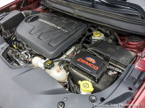 Used 2021 Jeep Cherokee Trailhawk AWD/4WD image 32