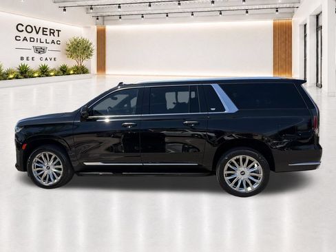 Used 2022 Cadillac Escalade ESV Premium Luxury AWD/4WD image 6