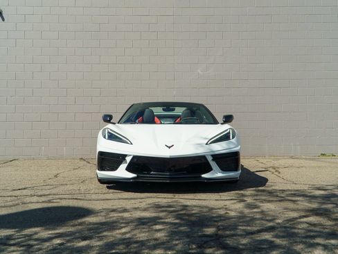 Used 2023 Chevrolet Corvette Stingray Premium Conv w/ Z51 Performance Package RWD image 10