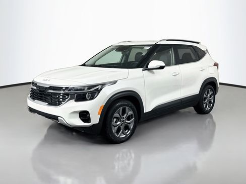 Used 2024 Kia Seltos S FWD image 4