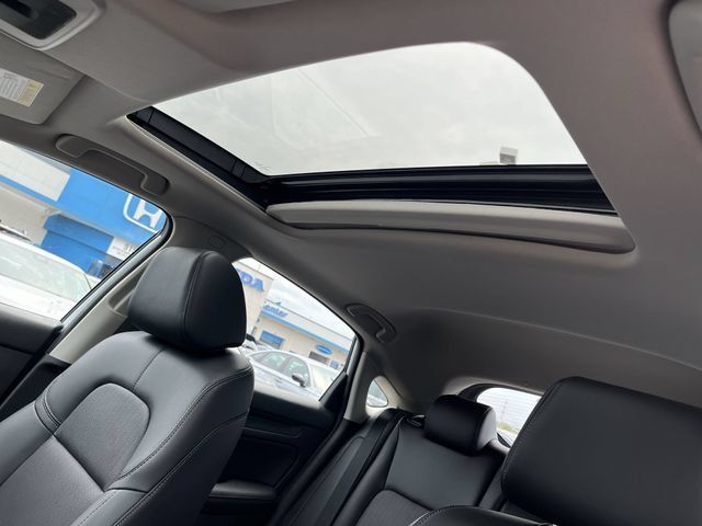 Used 2023 Honda Civic EX-L image 18
