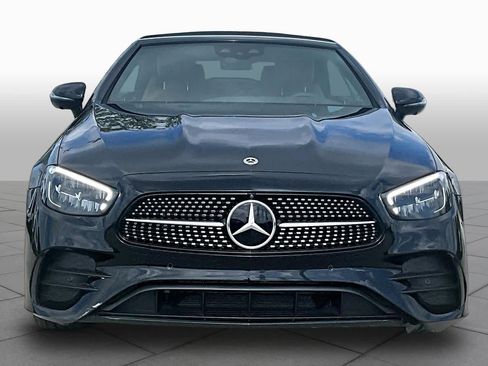 Used 2023 Mercedes-Benz E 450 Cabriolet image 3