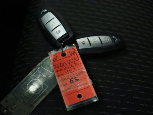 Used 2023 Mitsubishi Outlander ES FWD image 31