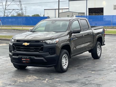 Used 2023 Chevrolet Colorado W/T image 5