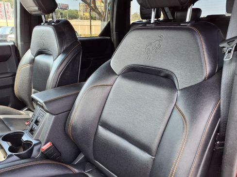Used 2024 Ford Bronco Badlands AWD/4WD image 15