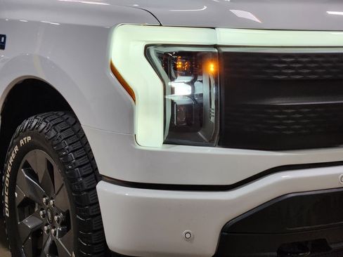 Used 2024 Ford F150 Lightning Flash AWD/4WD image 13