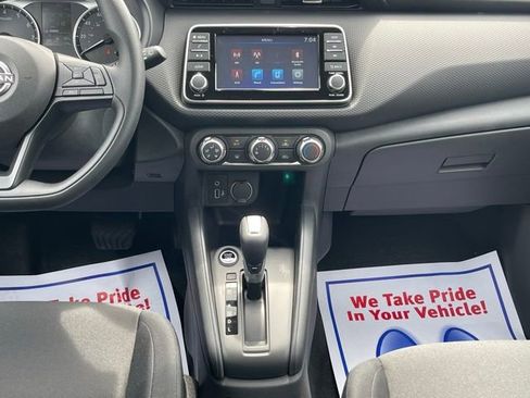 New 2025 Nissan Kicks Play S image 21