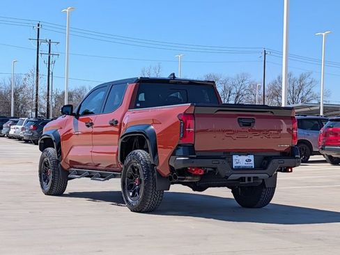 Used 2024 Toyota Tacoma TRD Pro image 4