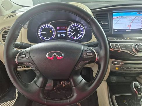 Used 2019 INFINITI QX60 Luxe w/ Essential Package image 17