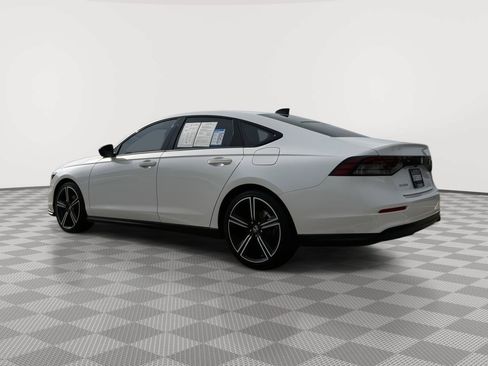 Certified 2026 Honda Accord SE image 4