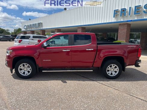 Used 2018 Chevrolet Colorado LT w/ Luxury Package, Chrome AWD/4WD image 2