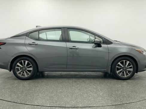 Used 2025 Nissan Versa SV image 11