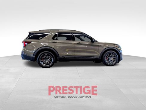 Used 2026 Ford Explorer ST w/ Sun And Sound Package AWD/4WD image 7