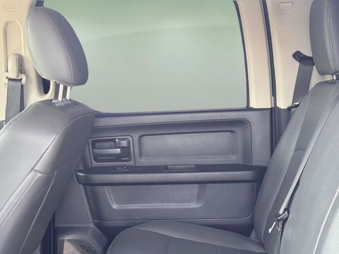 Used 2017 RAM 2500 Tradesman w/ Chrome Appearance Group AWD/4WD image 18