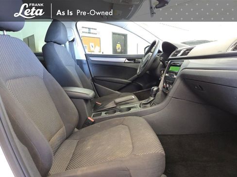 Used 2013 Volkswagen Passat 2.5 S image 19