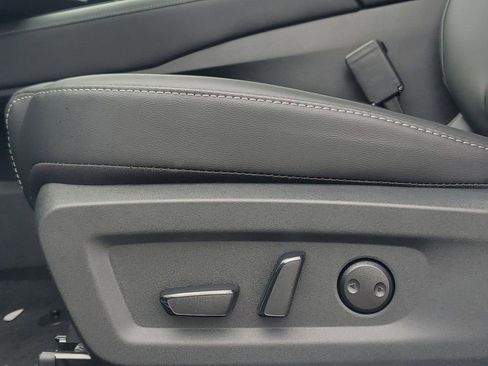 New 2025 Nissan Murano SV image 13