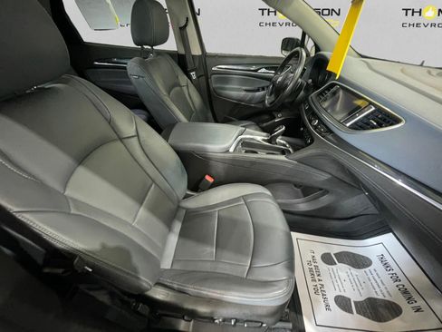 Used 2019 Buick Enclave Essence AWD/4WD image 15