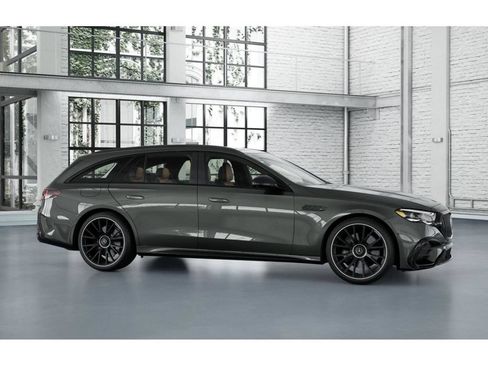 New 2026 Mercedes-Benz E 53 AMG e 4MATIC Wagon image 14