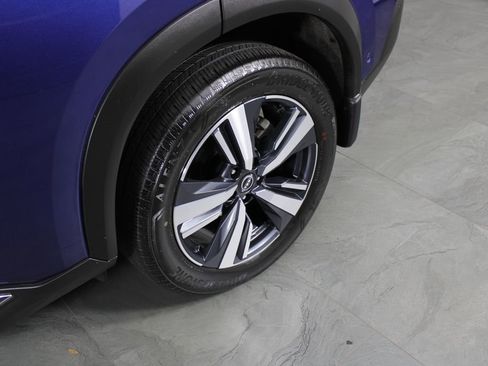 Certified 2023 Nissan Rogue SL w/ SL Premium Package image 13