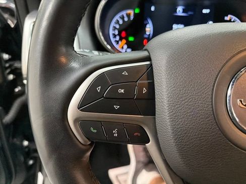 Used 2022 Jeep Grand Cherokee Limited AWD/4WD image 26