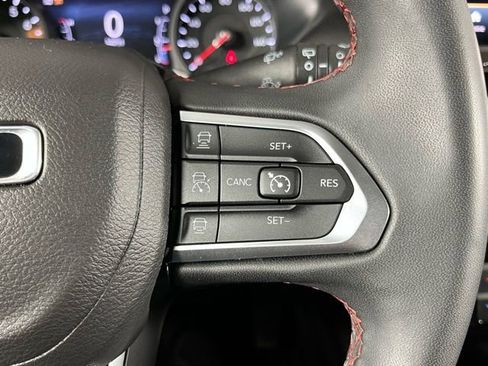 Used 2024 Jeep Compass Trailhawk image 13