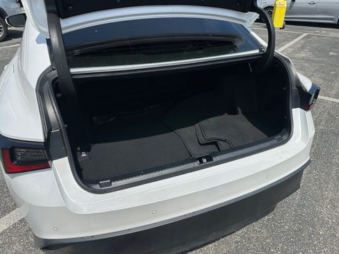 Used 2021 Lexus IS 300 w/ Comfort Package RWD image 26