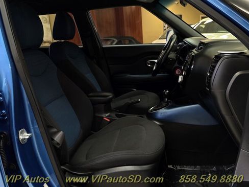 Used 2015 Kia Soul + w/ Audio Package FWD image 16