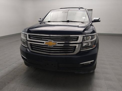 Used 2020 Chevrolet Suburban Premier AWD/4WD image 15