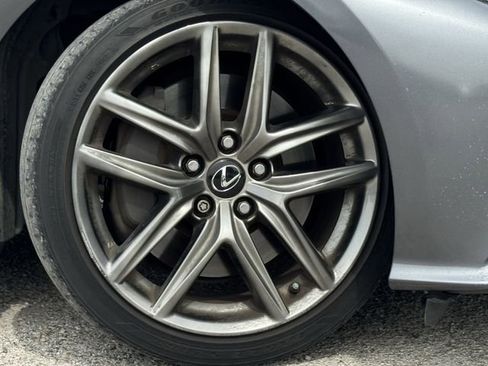 Used 2016 Lexus IS 200t w/ F Sport Package RWD image 34