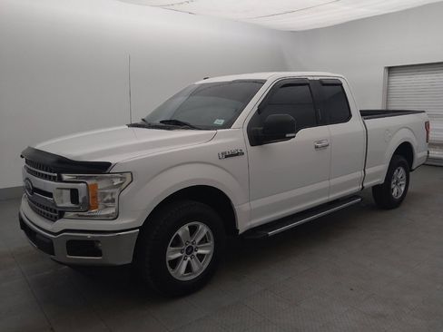 Used 2018 Ford F150 XLT w/ Equipment Group 301A Mid RWD image 2