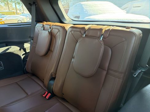 Used 2022 Lincoln Aviator Reserve w/ Equipment Group 201A image 45