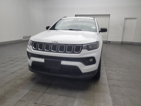 Used 2024 Jeep Compass Latitude AWD/4WD image 15