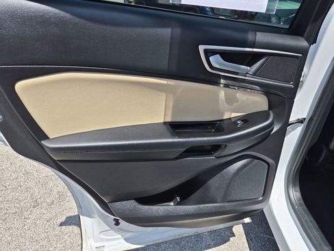 Used 2020 Ford Edge SEL AWD/4WD image 22