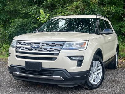 Used 2018 Ford Explorer XLT w/ Equipment Group 202A