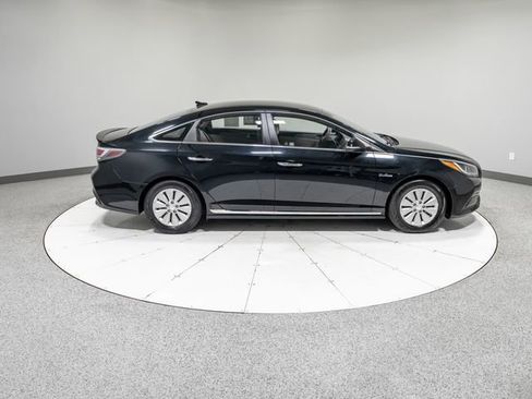 Used 2016 Hyundai Sonata SE FWD image 28