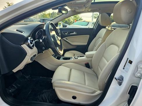 Used 2019 Mercedes-Benz GLA 250 4MATIC image 18
