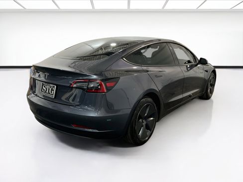 Used 2023 Tesla Model 3 Standard Range RWD image 4